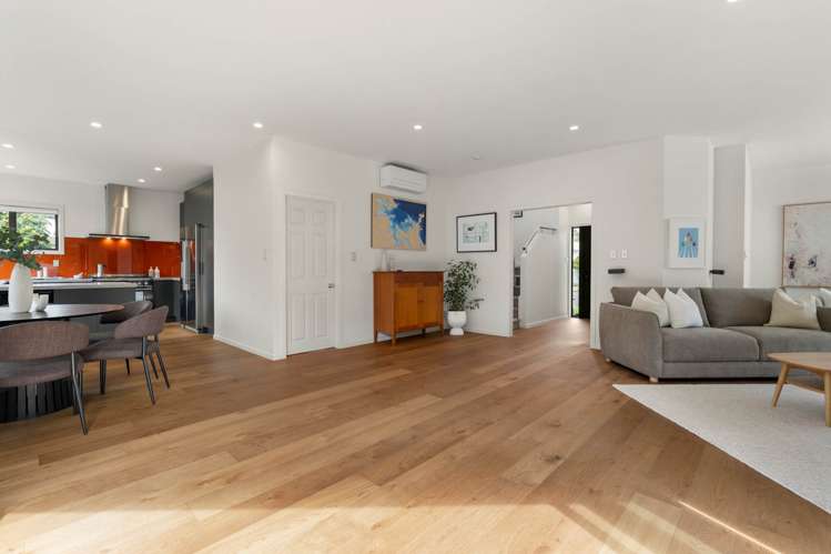 16 Komaru Street Remuera_14