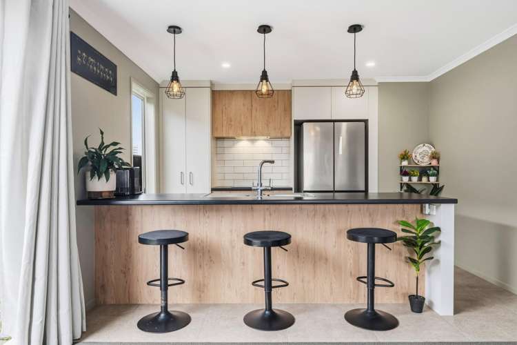 10 Empire Crescent Papamoa_1