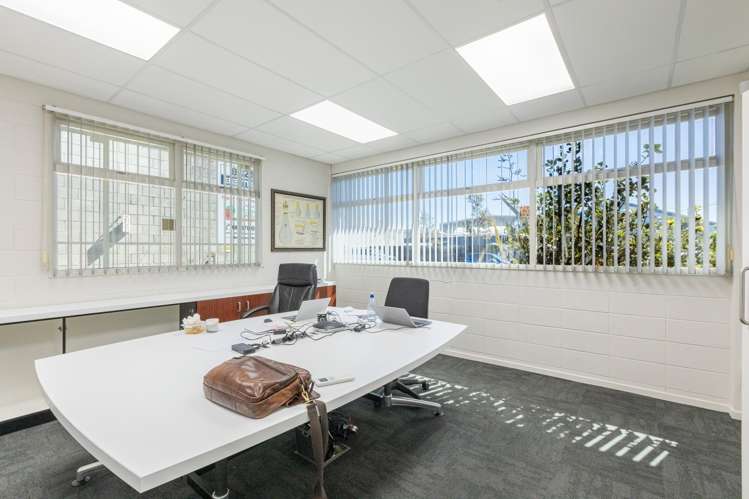 108 Stoneycroft Street Camberley_5