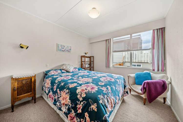 5 Kitchener Street Lansdowne_11