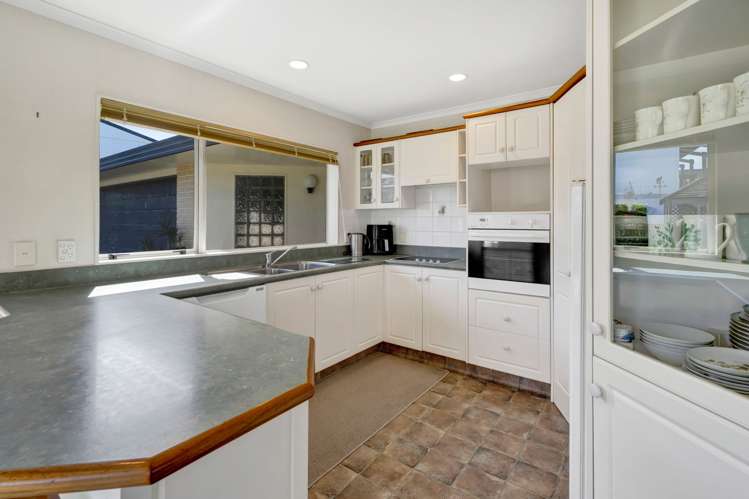 6 Saddle Row Welbourn_5