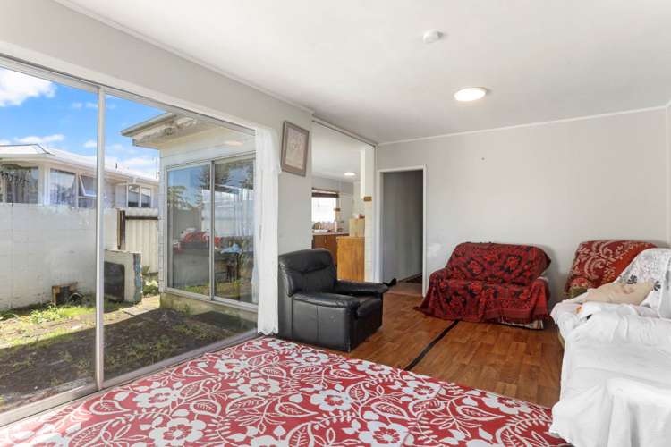 5 Quennell Avenue Favona_10