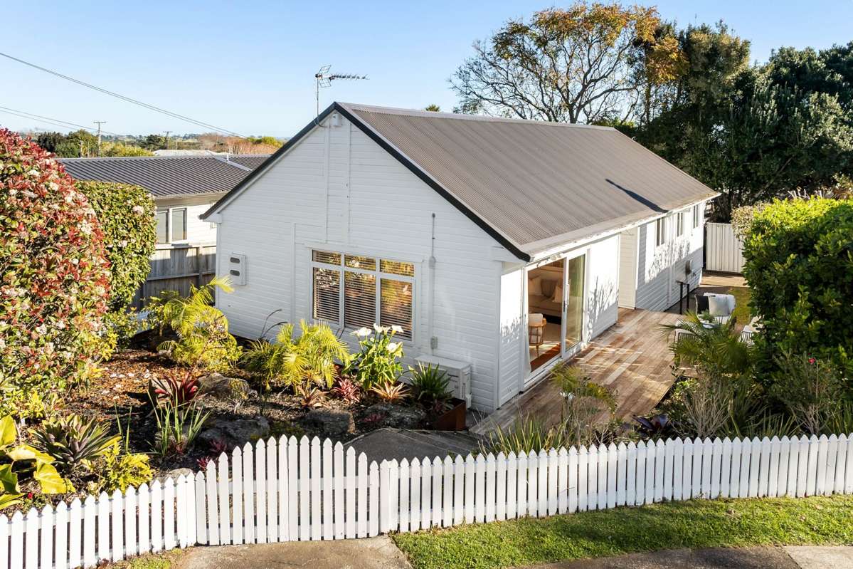 2/4 Waiana Avenue_5