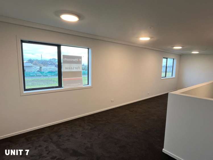 8/1 Lake Bryndwr Lane Burnside_2
