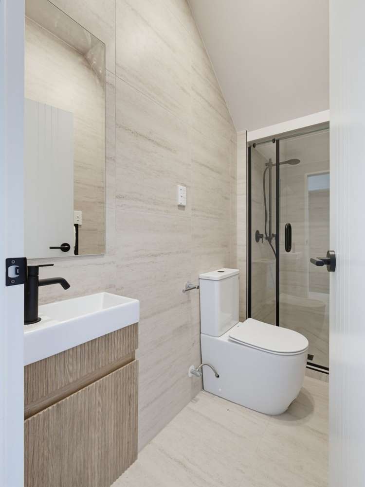 2/24 Elstree Ave Glen Innes_7