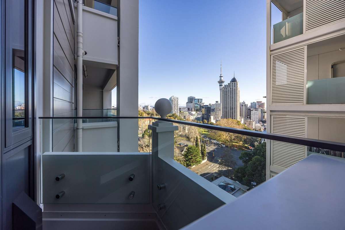 11E/14 Waterloo Quadrant_1