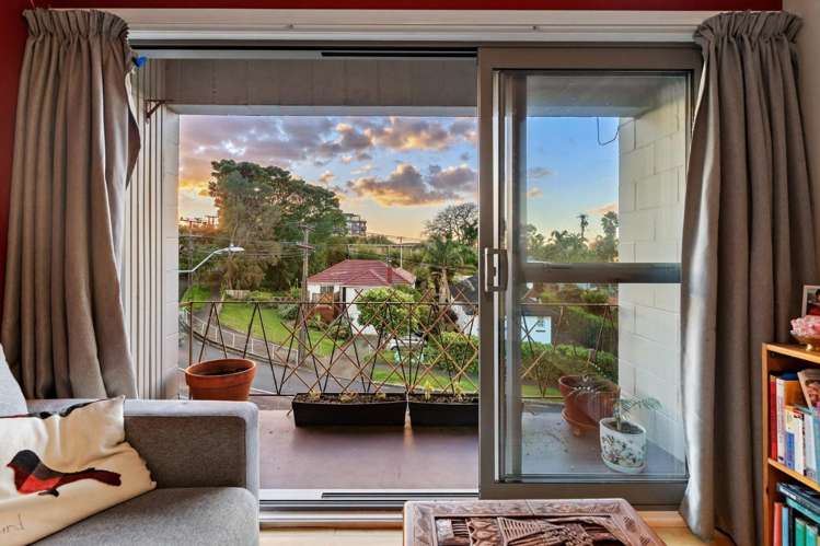 9/8 Western Springs Road Morningside_4