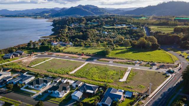 87 Athenree Road Athenree_4