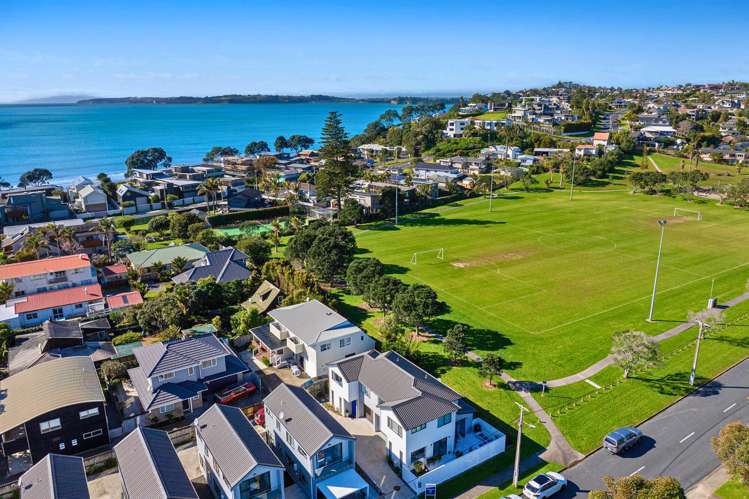 4 William Bayes Place Red Beach_1