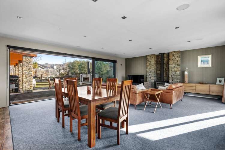 10 Elizabeth Place_2