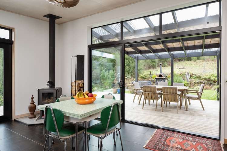 5 Toki Place Kaiuma Bay_5