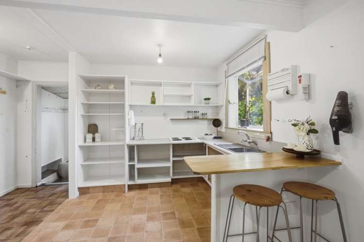 1/6 Everest Street Devonport_17