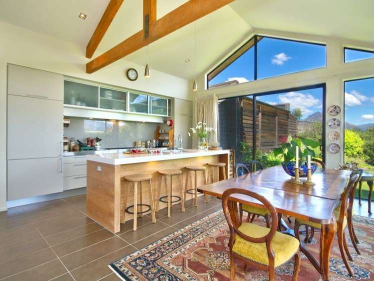 8 Rannoch Drive Jacks Point_8