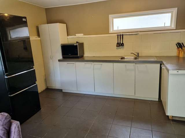 84 Butterworth Drive Glendene_3
