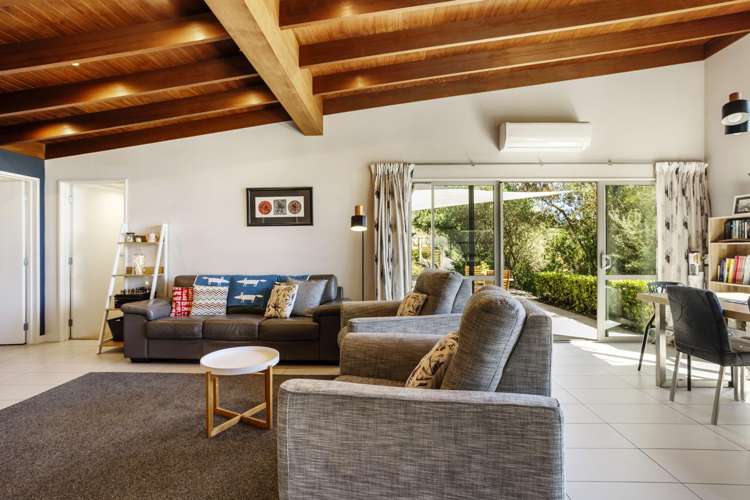 52 Ryehill Street Calton Hill_13