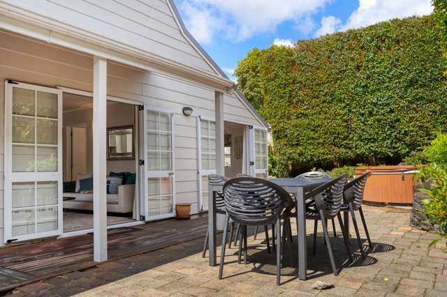 2/48 Woodside Avenue Northcote_1