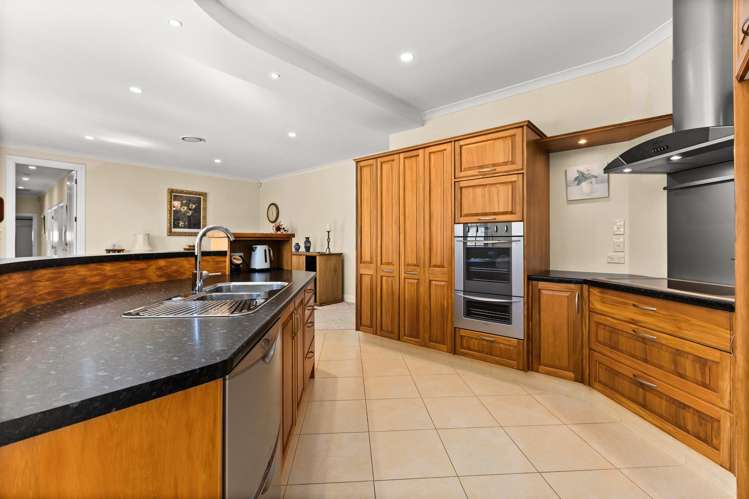 59 Russell Robertson Drive_2