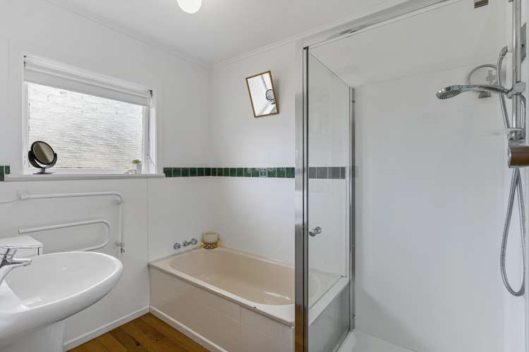 114 Captain Scott Road Glen Eden_20