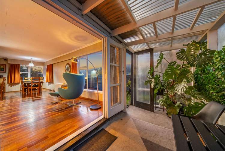 8 Ruru Crescent Heretaunga_11