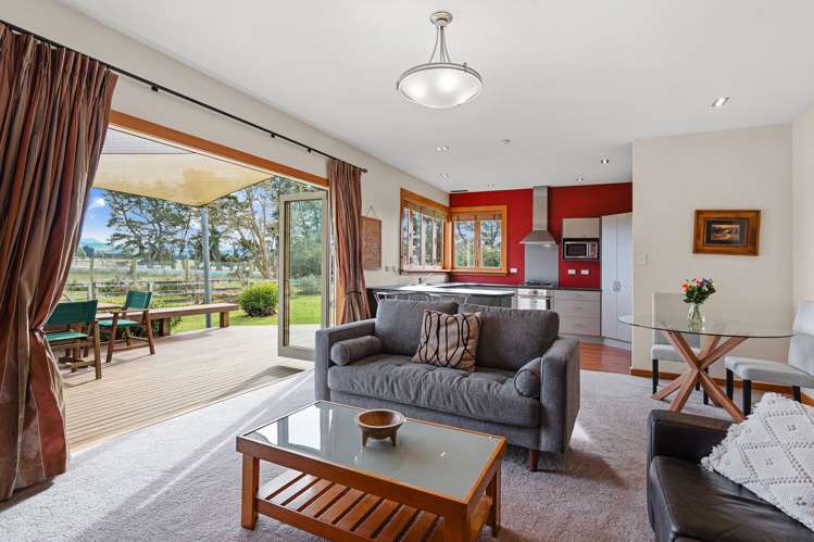 575 Waireka Road_5