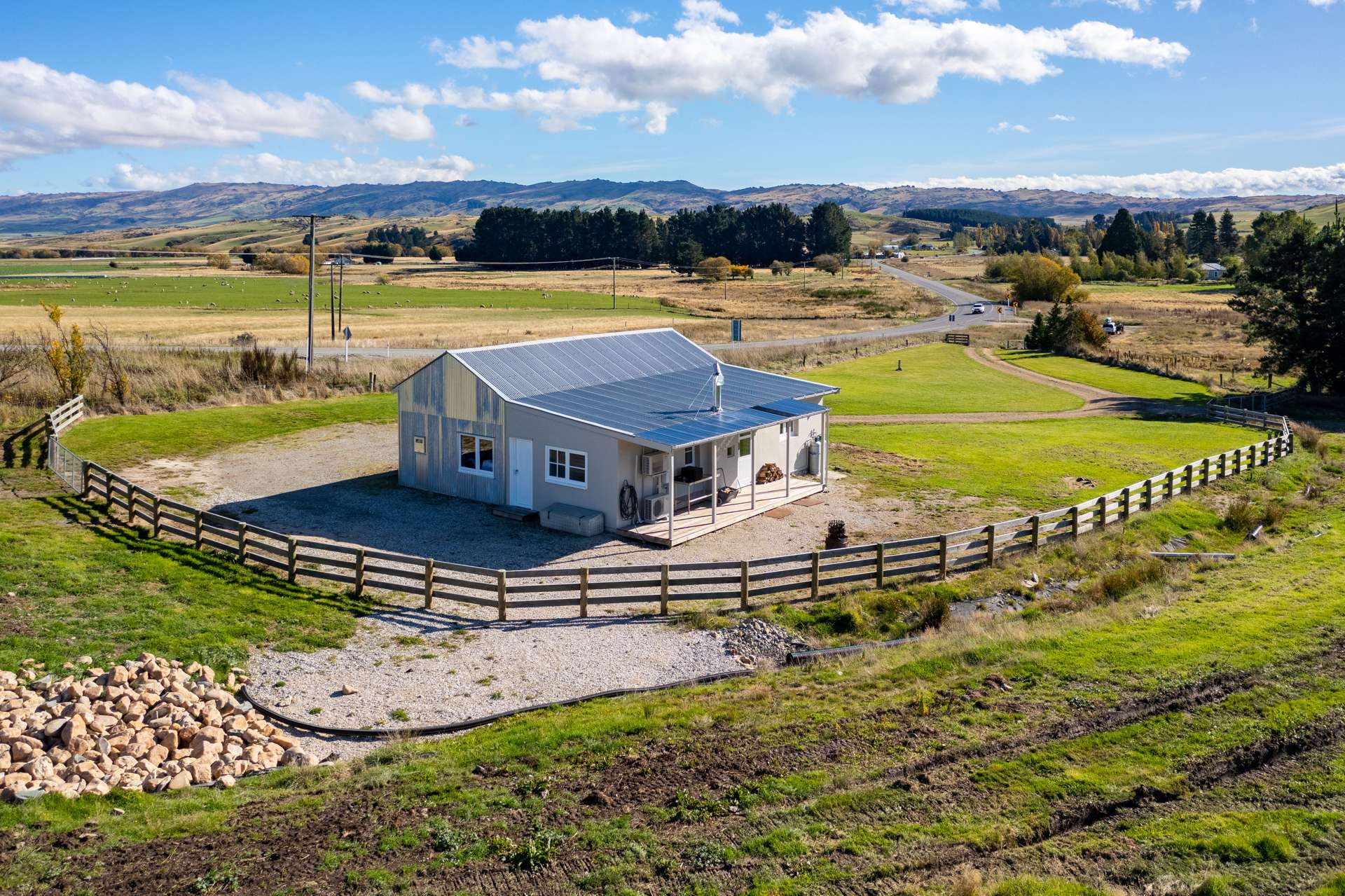 Ranfurly-Wedderburn Road Ranfurly_0