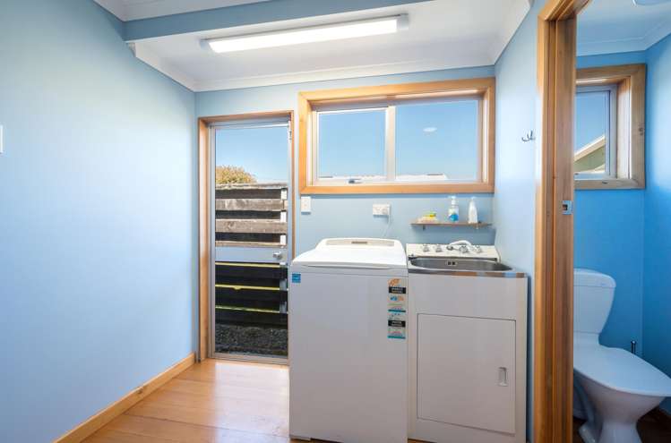 2 Collins Road Richmond_22