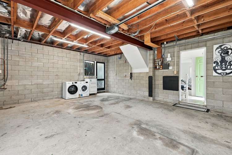 1/96 Alton Avenue Hillcrest_39