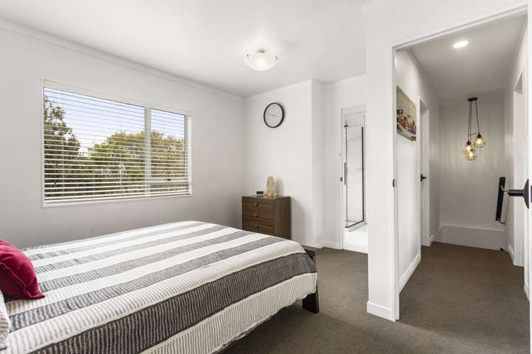 1/351 West Coast Road Glen Eden_9