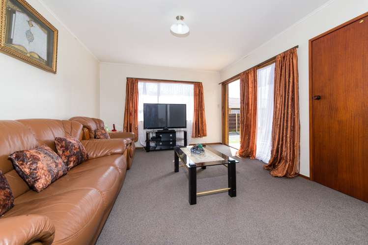 2/107 Donovan Street Blockhouse Bay_6