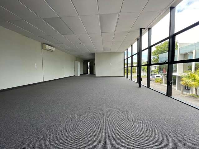 FIRST FLOOR OFFICE SPACE - 50M² TO 180M² OPTIONS