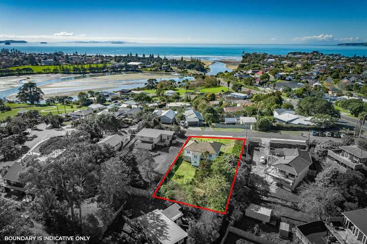 6 River Road Red Beach_1