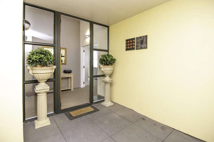 6 Queen Street - Penthouse 1 Palmerston North_17