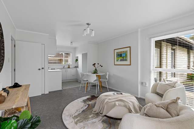 2/4 Keldale Place Forrest Hill_4