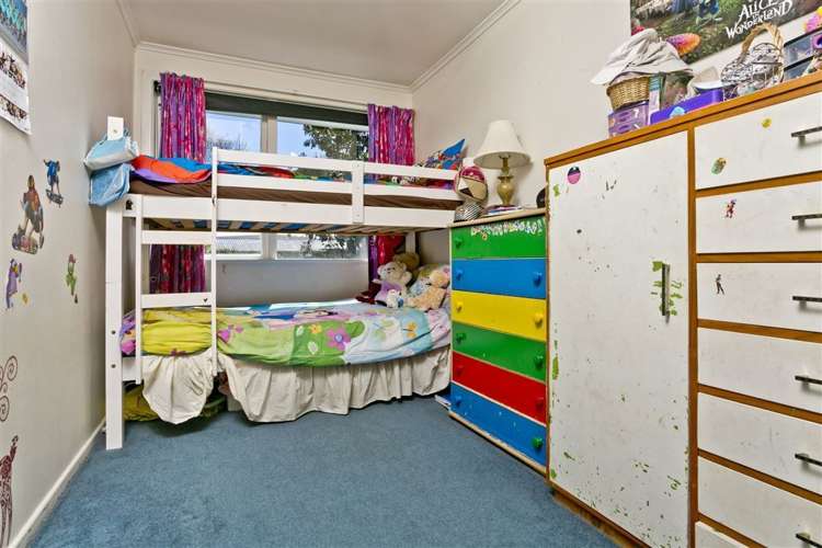 25 Totaravale Drive Totara Vale_13