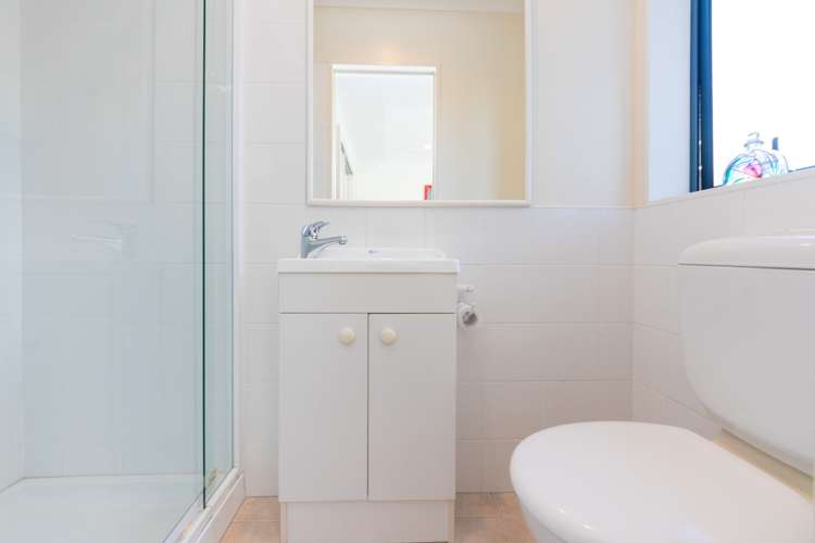 40 Delta Avenue New Lynn_12