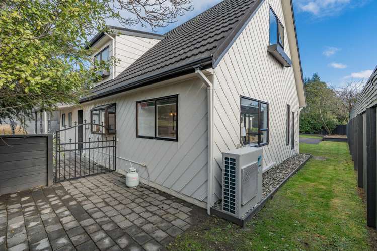 79 Kinmont Crescent Kinmont_24