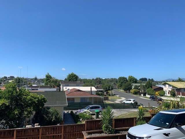 12 Montana Place 1057_1