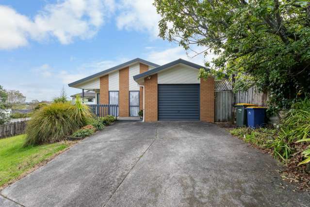3 Bedroom Family Home in Top School Zone!