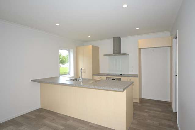 15 River Road Kawerau_2