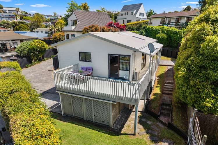 9b Kenneth Hopper Place Manly_1