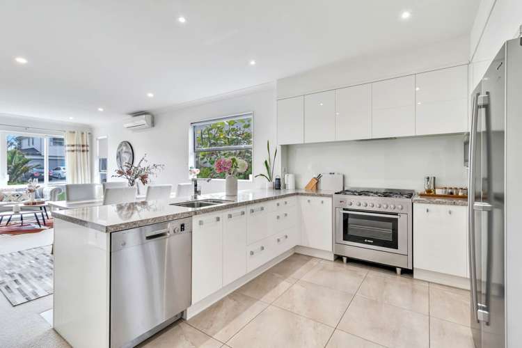 10 Vittoria Terrace Flat Bush_6