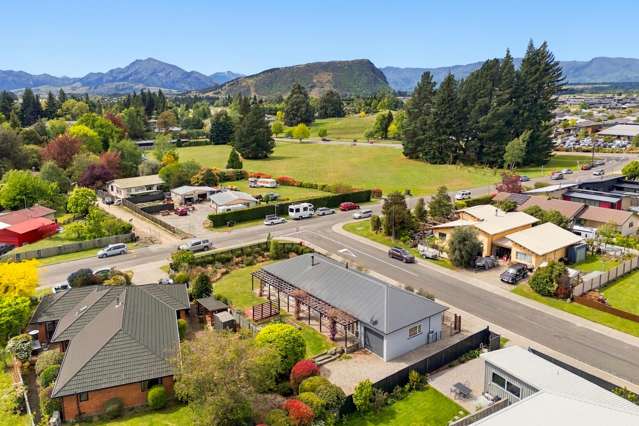 225 Stone Street Wanaka_2