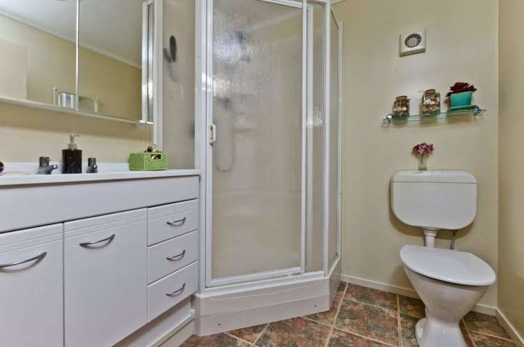 65 Pupuke Road Birkenhead_17