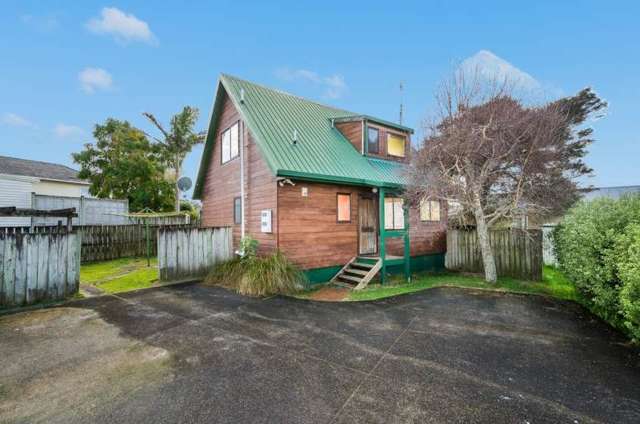 2/92 Target Road Totara Vale_1