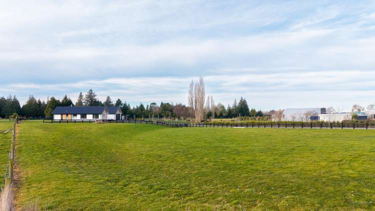 248A, 248D High Street Waimate_1
