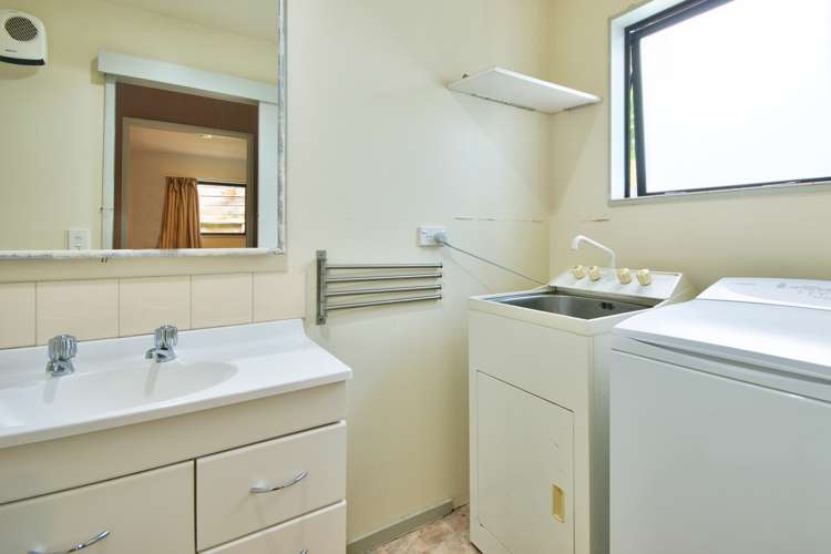 16b Watts Road Fernhill/Sunshine Bay_9