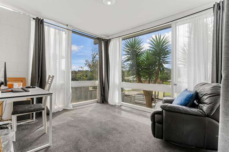 21 Lawrence Cresent_2