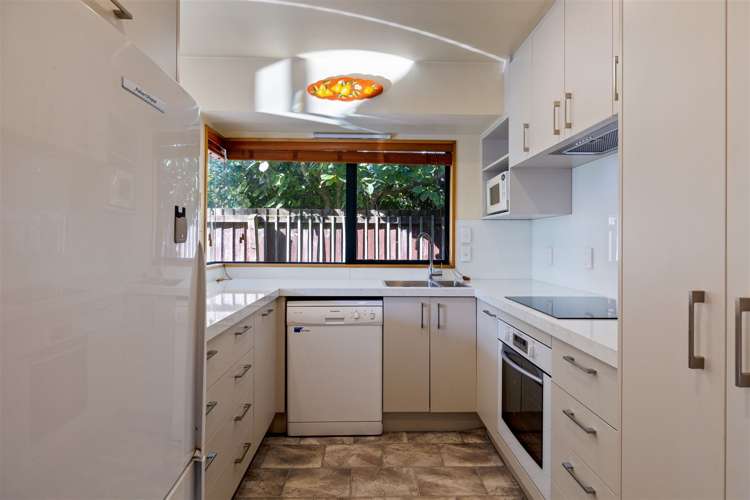 2 Kinleys Lane Saint Albans_3