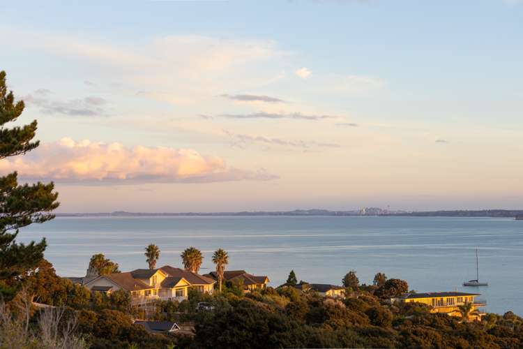 89 Roberts Road Matakatia_29