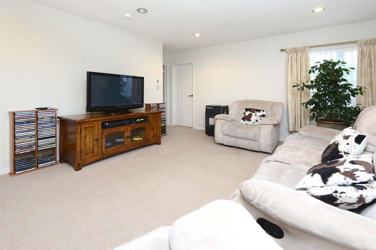 25 Andy Crescent Flat Bush_6